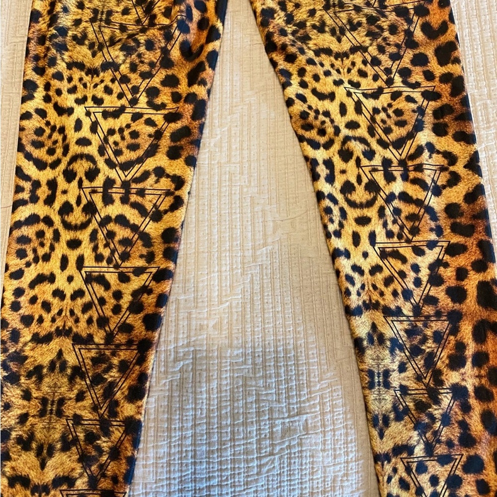 [Teeki] NWOT awakening hot pants in medium